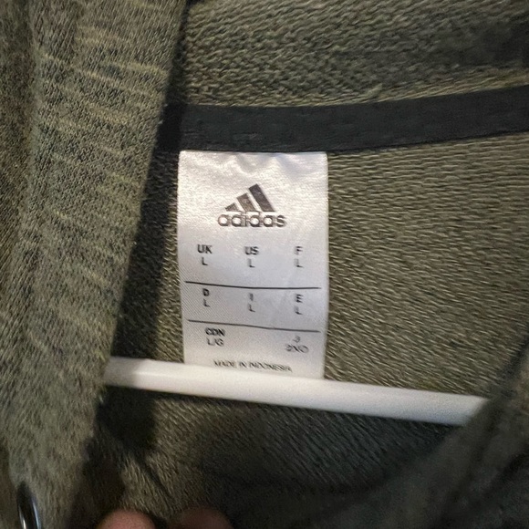 Adidas short sleeve work out hoodie - Picture 3 of 4